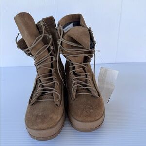 USGI McRae Army Issued Gore-Tex Combat Boots Sz 6.5R Coyote Brown Vibram NEW
